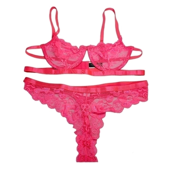 NEW Yandy Exclusive Hot Pink Lace Strappy Sexy Bra and Panty Set Medium - Picture 1 of 4